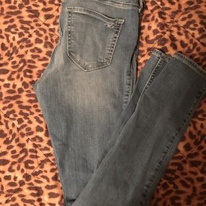 hollister low rise jean leggings .
